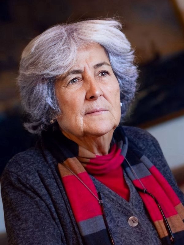 Carmen Paradinas Riestra, voluntaria de FCG en envíos postales de Boreal.es